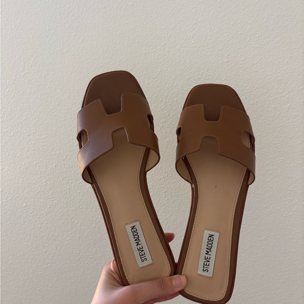 Steve Madden Hadyn Cognac Leather Sandals - Picture 2 of 7